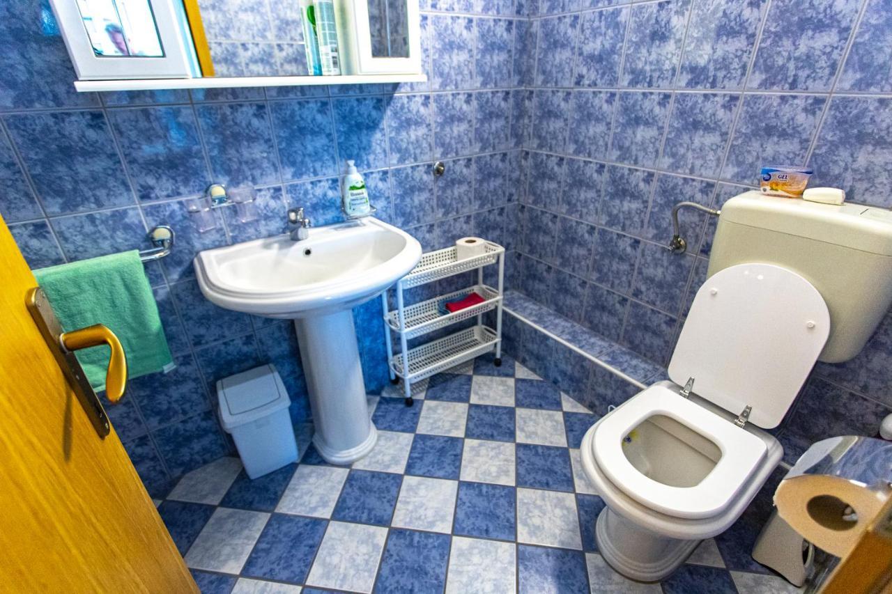 Apartments Ljubo Stari Grad  Luaran gambar